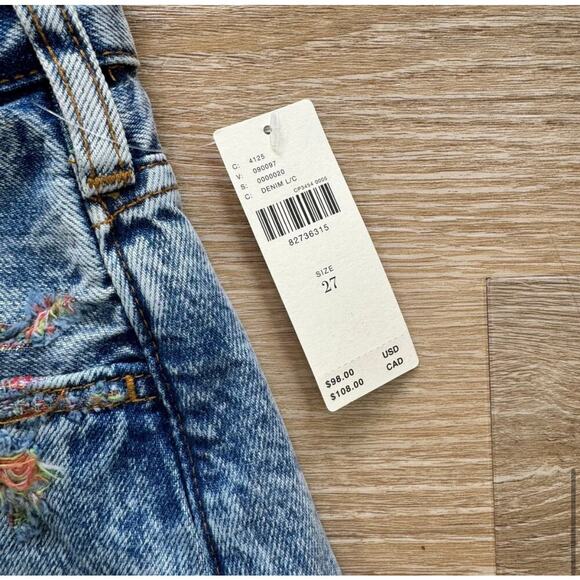 Pilcro Jean Shorts - Size 27 - Picture 10 of 10